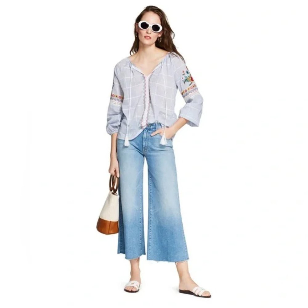 Mother The Roller Crop Fray Jean in Ready to Roll Size 28